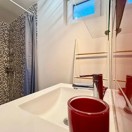 Le Cabanon -